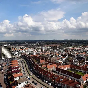 https://pension-lefferts.zandvoort-hotels.com